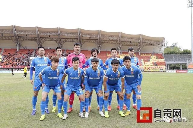 意甲-吉鲁头球制胜 AC米兰1-0尤文锁定欧冠席位